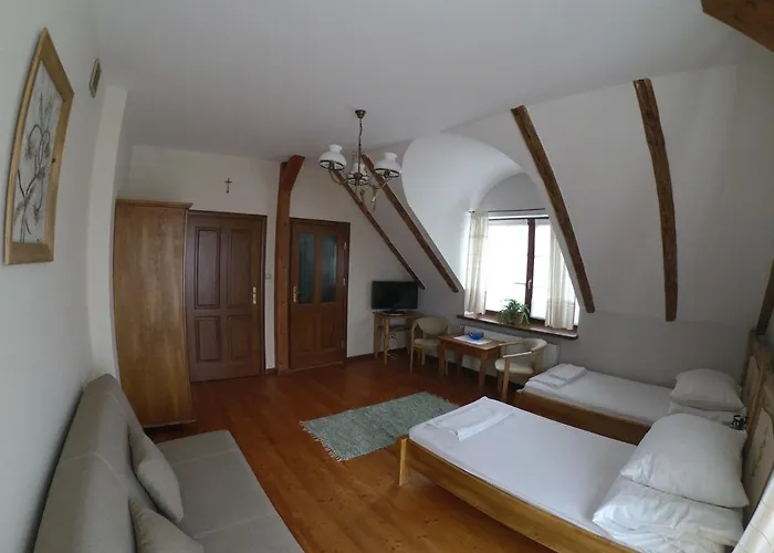 Zabie Oko Bed & Breakfast 3*