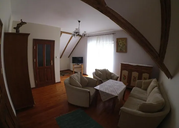 Zabie Oko Bed & Breakfast 3*